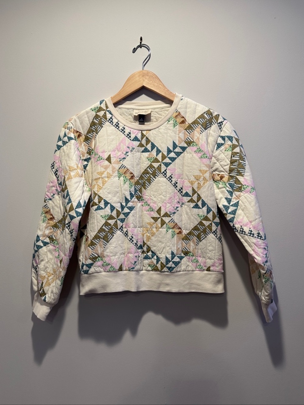 Universal Thread Quilted Patchwork Crewneck Top in Cream, Blue, Olive, Pink